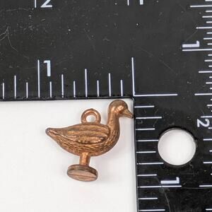 Vtg Bronze Color Duck Charm Plastic Pedestal Cracker Jack Prize Gumball Toy 1950